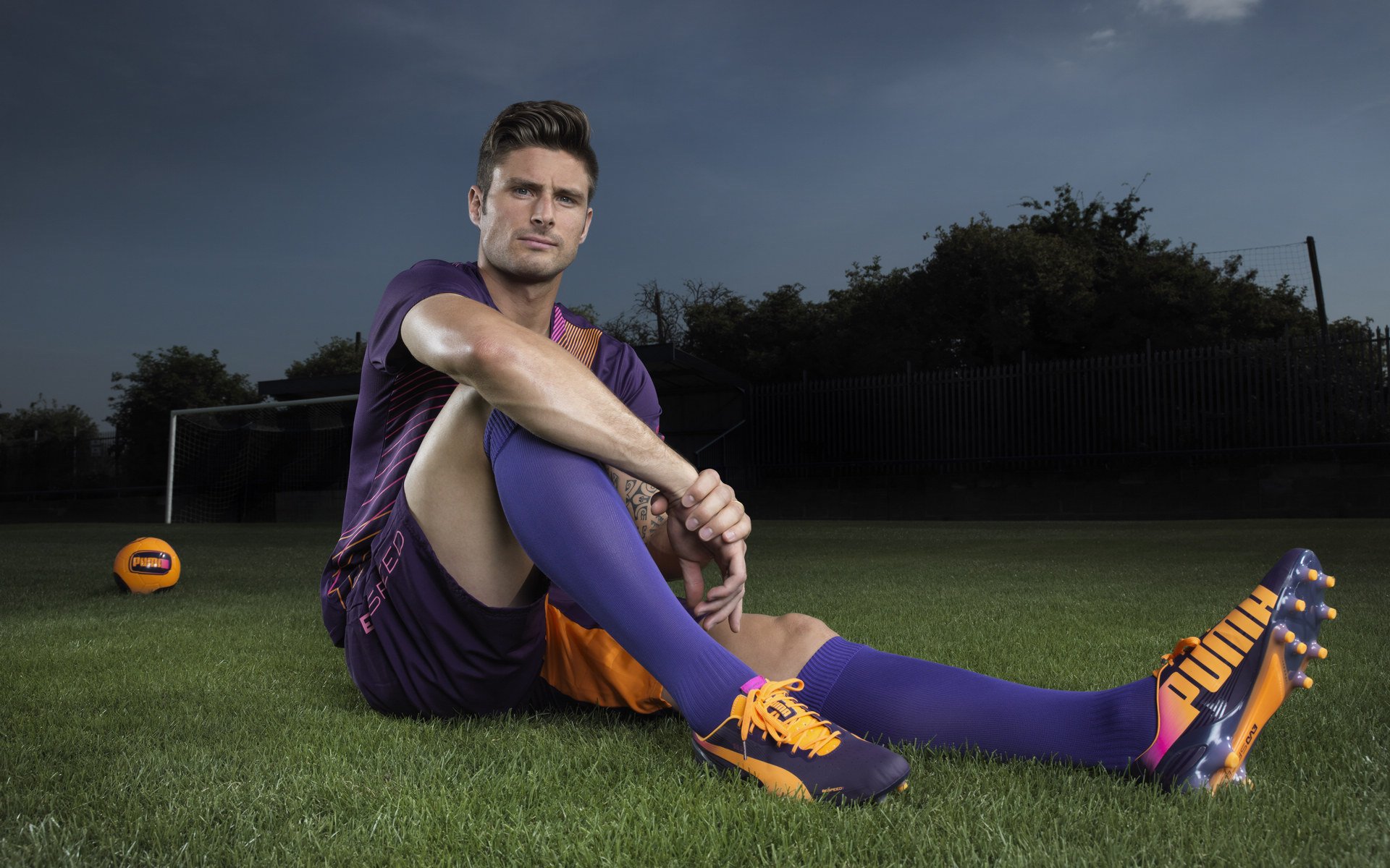 体育场馆周边商业配套完善,带动当地就业增长,体育场馆商业化运营的解决方案