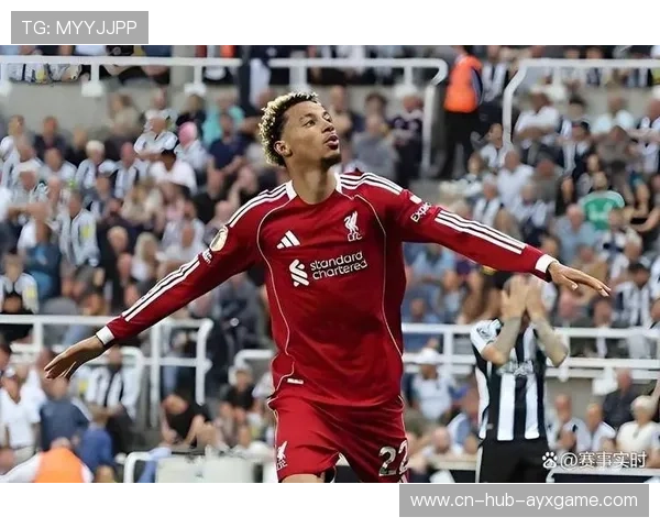 利兹联球员兢兢业业备战，誓取胜利回归，利兹联的球星